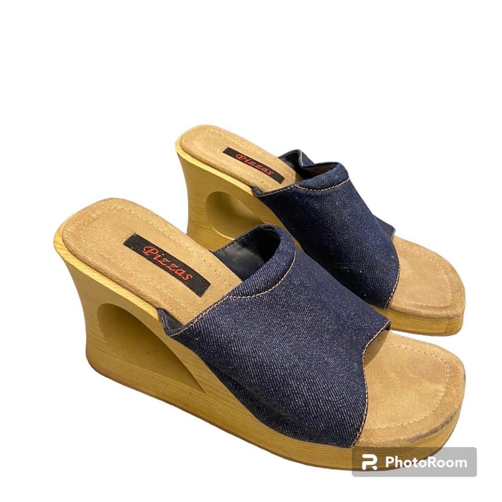 Amazing vintage denim heels